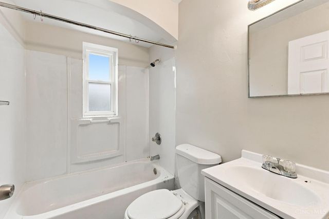 6135 Argus Road, Cincinnati, OH 45224
