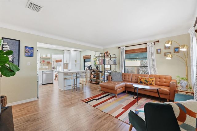 3136 9TH AVENUE N, St Petersburg, FL 33713