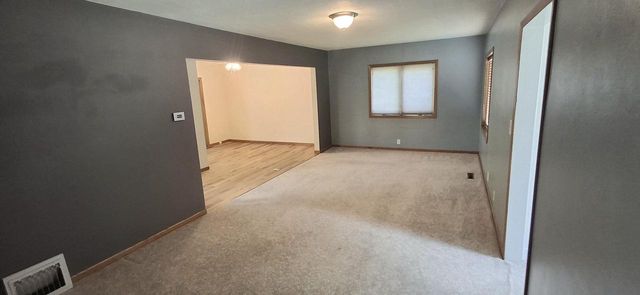 131 E Burnett STREET, Beaver Dam, WI 53916