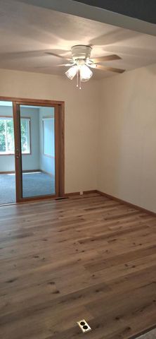 131 E Burnett STREET, Beaver Dam, WI 53916