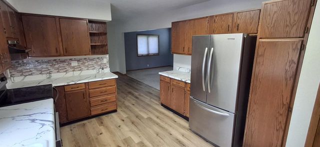 131 E Burnett STREET, Beaver Dam, WI 53916