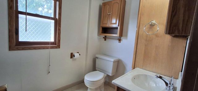 131 E Burnett STREET, Beaver Dam, WI 53916