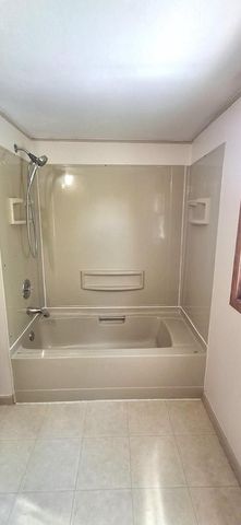 131 E Burnett STREET, Beaver Dam, WI 53916