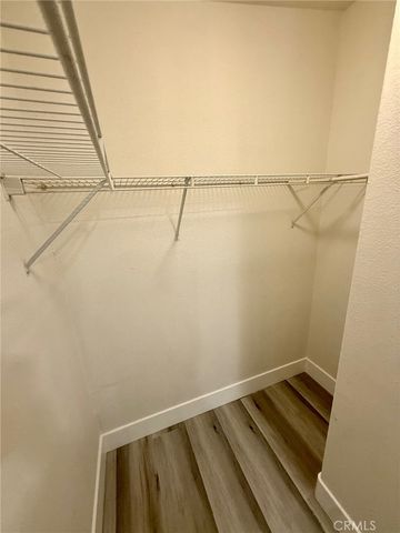 327 W Wilson 88, Costa Mesa, CA 92627