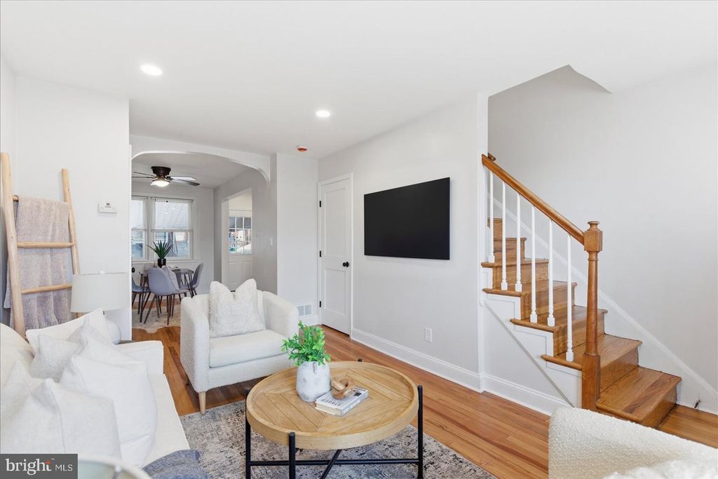 Image 11 of property listing at 336 JOPLIN ST, Baltimore, MD 21224