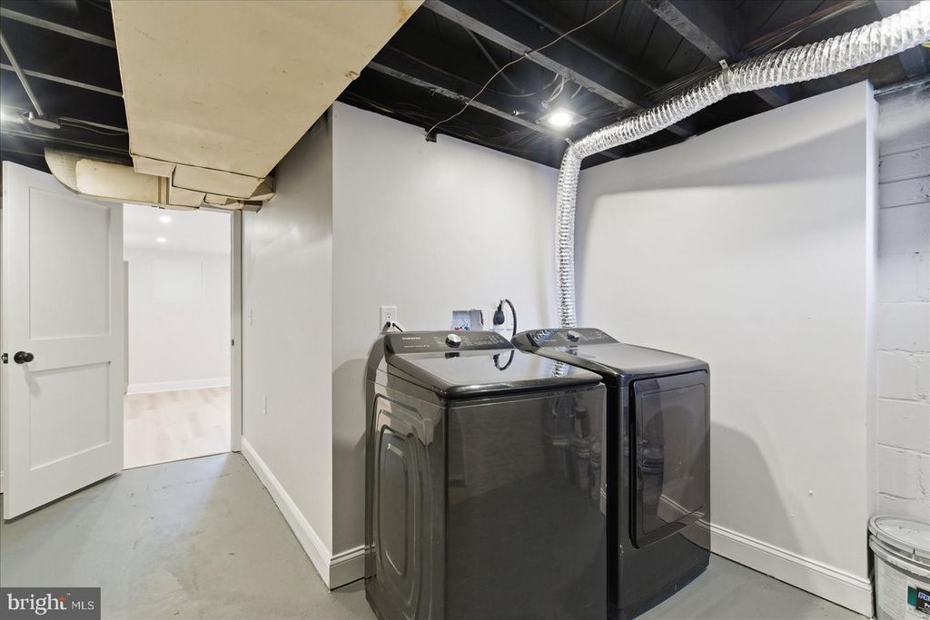 Image 24 of property listing at 336 JOPLIN ST, Baltimore, MD 21224