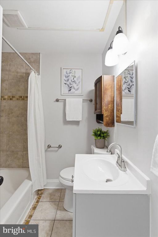 Image 32 of property listing at 336 JOPLIN ST, Baltimore, MD 21224