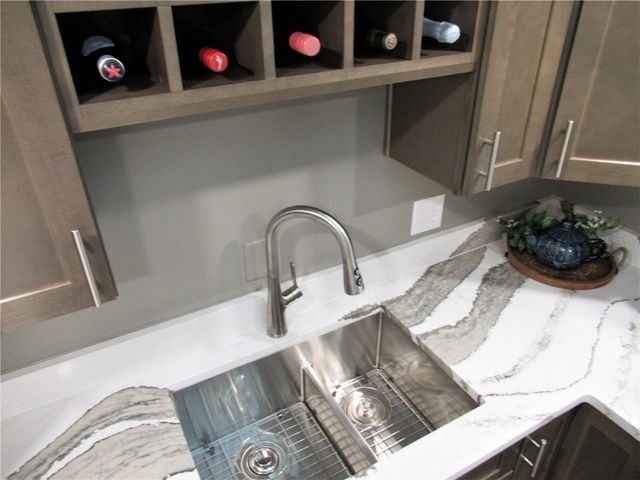 5220 BRITTANY DRIVE S 808, St Petersburg, FL 33715