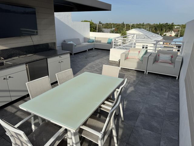 169 SE 1st Avenue, Delray Beach, FL 33444