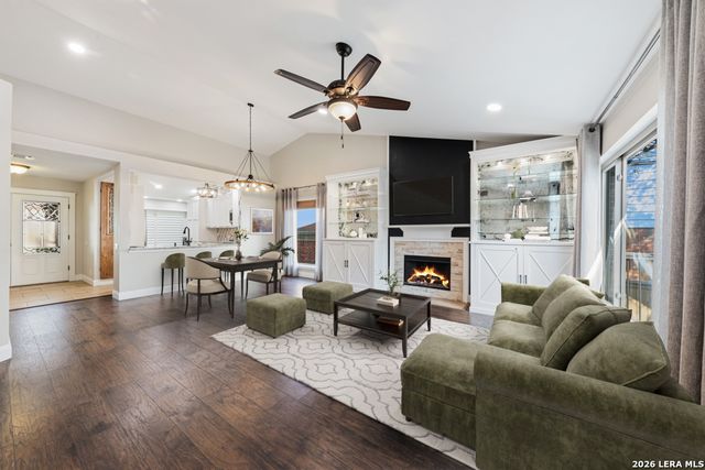 930 Amberstone, San Antonio, TX 78258