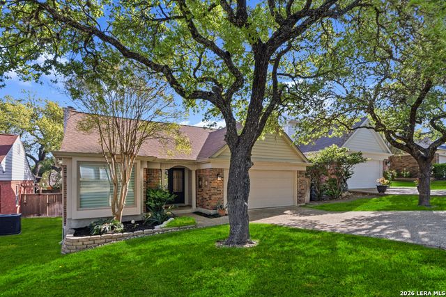 930 Amberstone, San Antonio, TX 78258