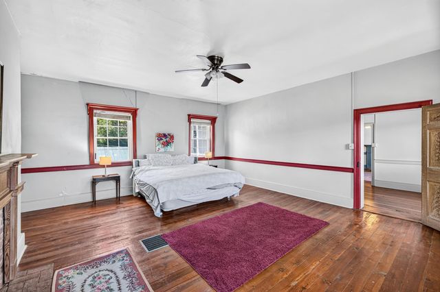 24033 OLD VALLEY PIKE, Maurertown, VA 22644