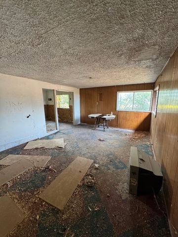 31 Private drive 1533, Hernandez, NM 87537