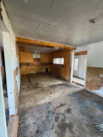 31 Private drive 1533, Hernandez, NM 87537