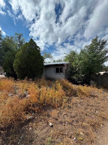 31 Private drive 1533, Hernandez, NM 87537