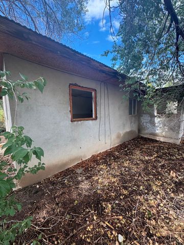 31 Private drive 1533, Hernandez, NM 87537