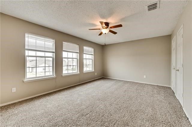 1676 Crown Point Drive, Little Elm, TX 75036
