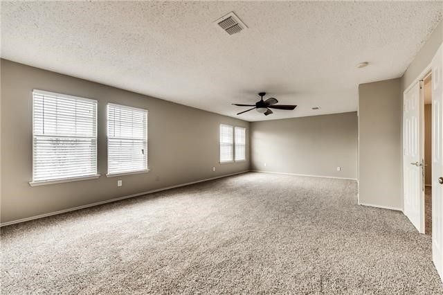 1676 Crown Point Drive, Little Elm, TX 75036