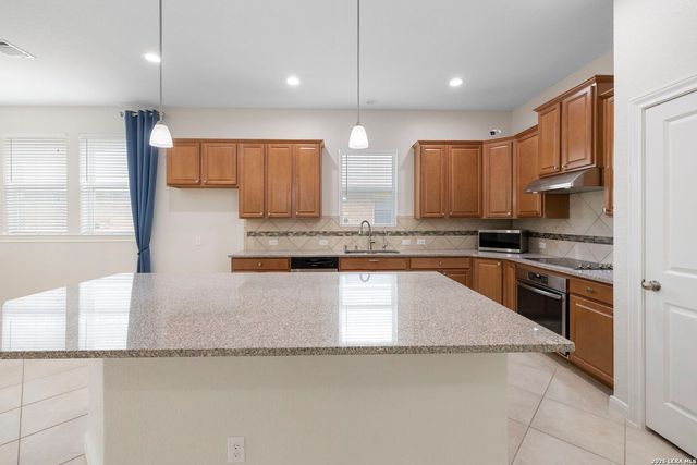 25756 TWO SPGS, San Antonio, TX 78255