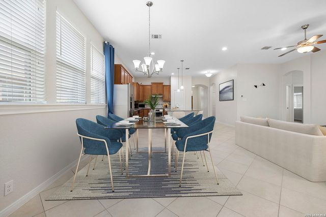 25756 TWO SPGS, San Antonio, TX 78255