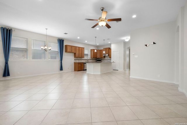25756 TWO SPGS, San Antonio, TX 78255