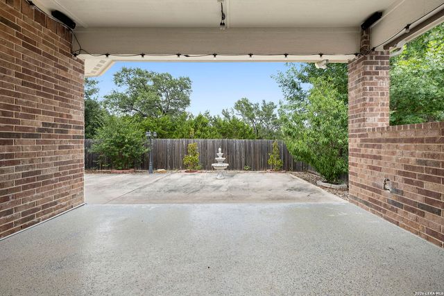 25756 TWO SPGS, San Antonio, TX 78255