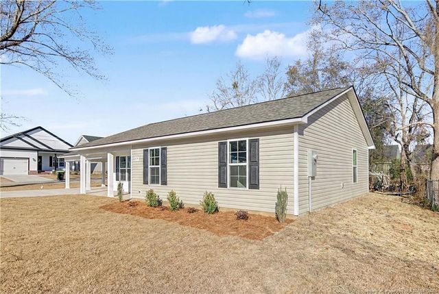 214 Lee Street, Spring Lake, NC 28390