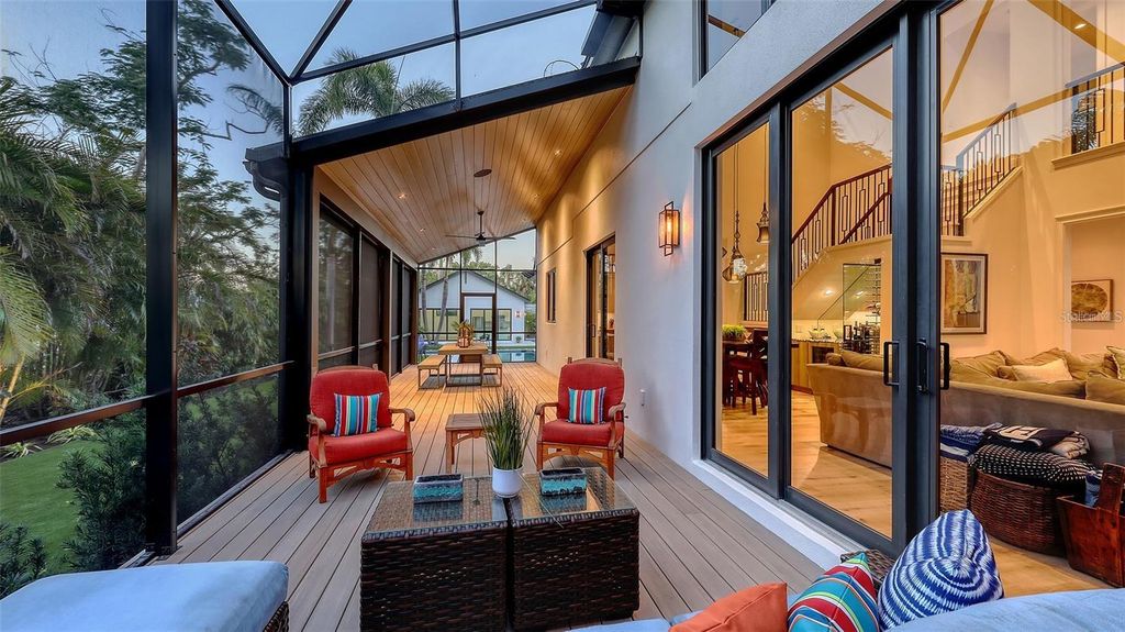 Image 29 of property listing at 5035 BAY SHORE ROAD, Sarasota, FL 34234