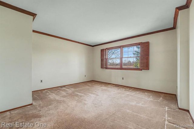 5303 Church Hill Drive, Troy, MI 48085