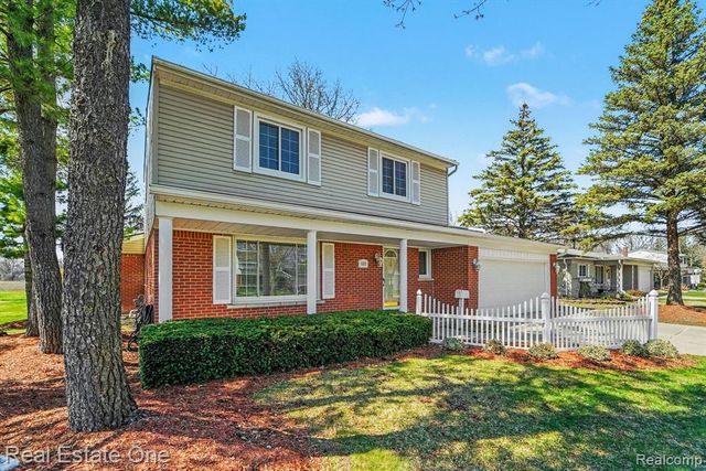 5303 Church Hill Drive, Troy, MI 48085