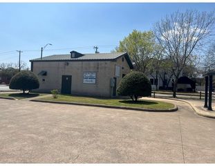 410 W Ennis, Ennis, TX 75119