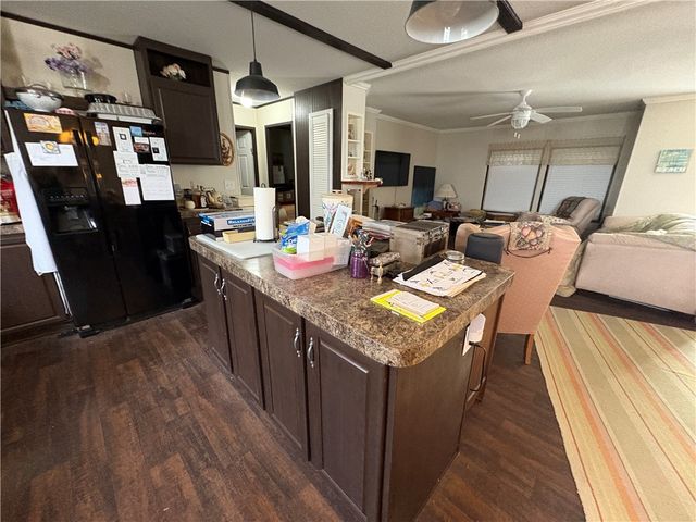 802 1st St, Bayside, TX 78340