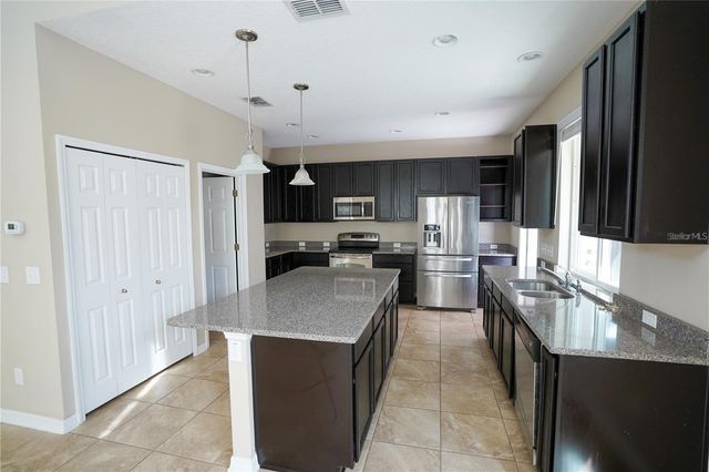 6844 SUNDROP STREET, Harmony, FL 34773