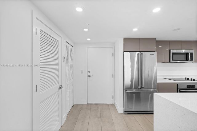 13800 Highland Dr 504, North Miami Beach, FL 33181