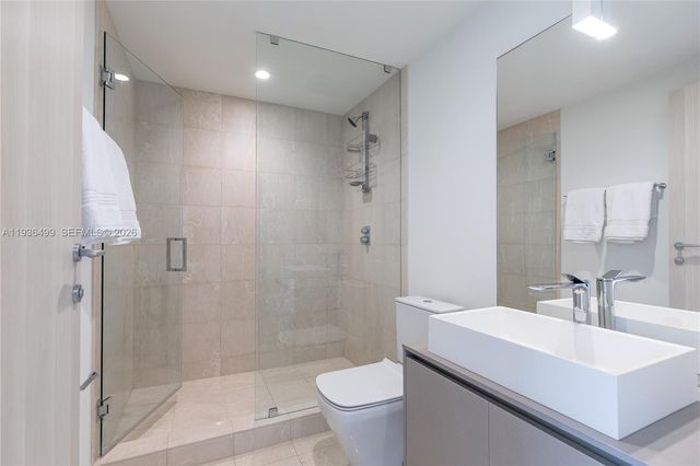 1000 Brickell Plz 3902, Miami, FL 33131