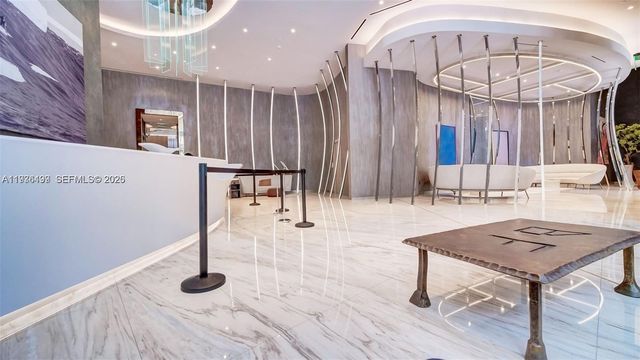 1000 Brickell Plz 3902, Miami, FL 33131