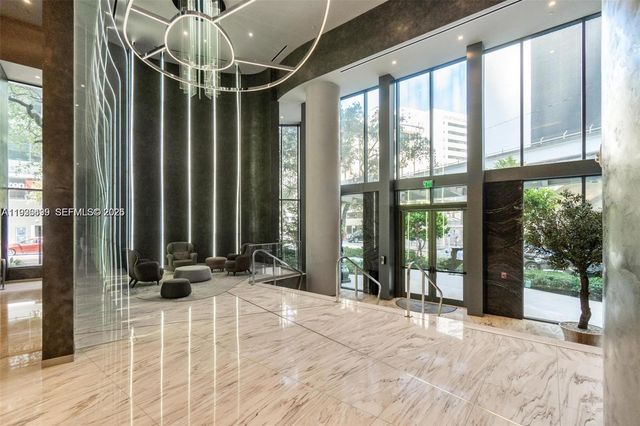 1000 Brickell Plz 3902, Miami, FL 33131