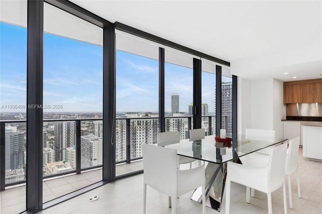 1000 Brickell Plz 3902, Miami, FL 33131