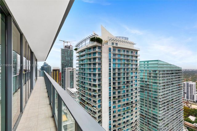 1000 Brickell Plz 3902, Miami, FL 33131