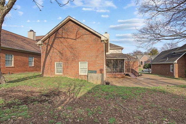 113 Doral Ln, Hendersonville, TN 37075