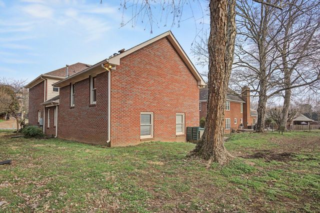 113 Doral Ln, Hendersonville, TN 37075