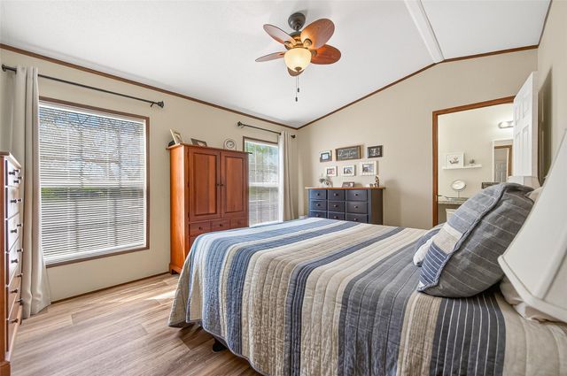 22218 Madison Street, Bedias, TX 77831