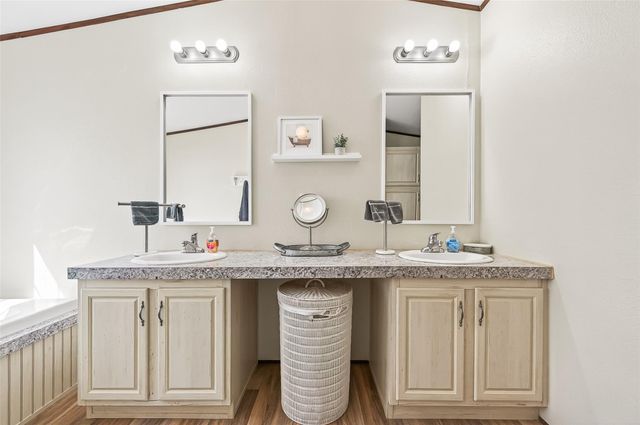 22218 Madison Street, Bedias, TX 77831