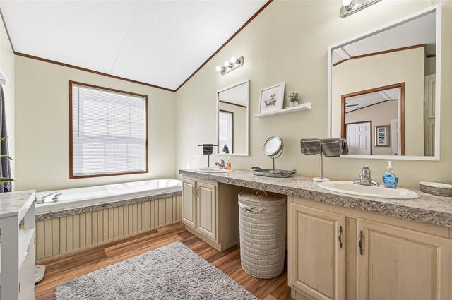 22218 Madison Street, Bedias, TX 77831