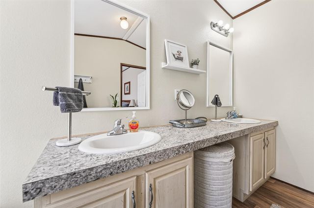 22218 Madison Street, Bedias, TX 77831