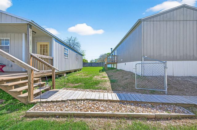 22218 Madison Street, Bedias, TX 77831