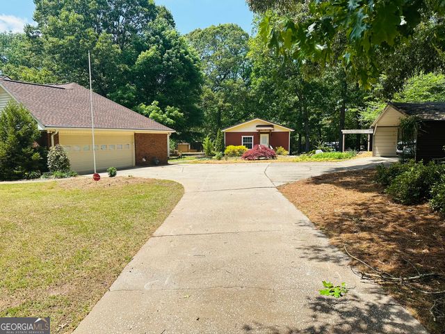 100 Rover Road, Williamson, GA 30292