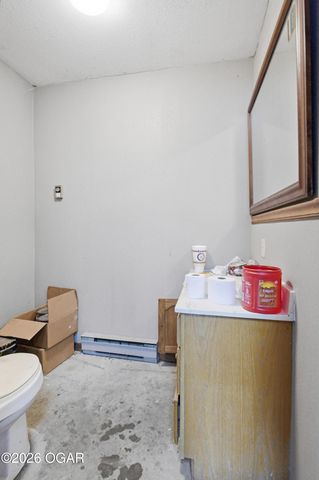 1055 S 200th Street, Pittsburg, KS 66762