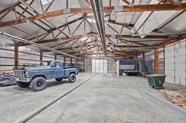 1055 S 200th Street, Pittsburg, KS 66762