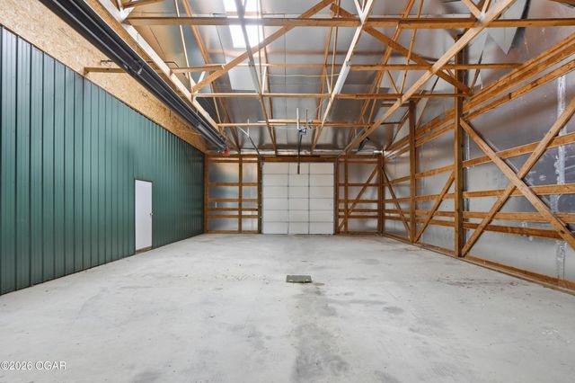 1055 S 200th Street, Pittsburg, KS 66762